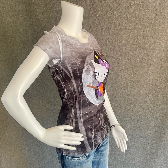 RARE Hello Kitty Halloween Witch Costume Tee New w Tags Youth/Juniors Medium - Picture 8 of 8